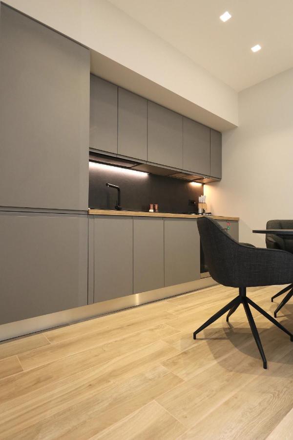 Renovated & Fully Equipped-Luxurious-2Room Fontana Suite, It Just Doesn'T Get Any Better! 奧爾比亞 外观 照片